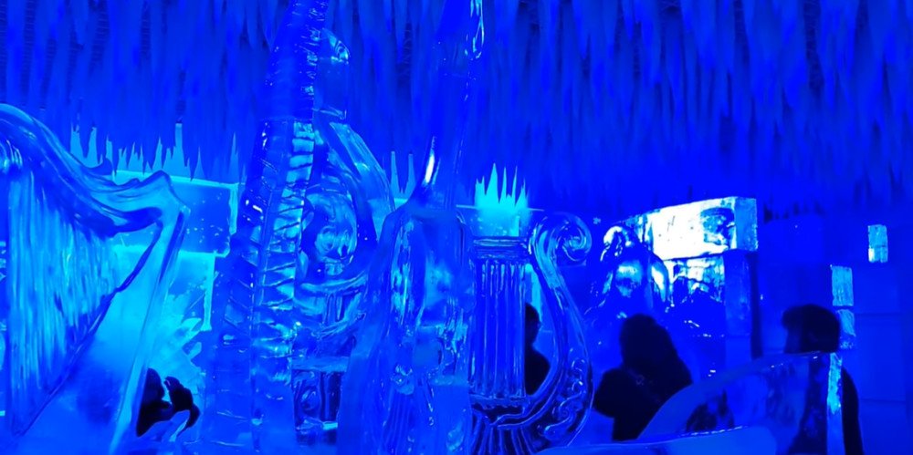 Chillout Ice Lounge – Dubai’s Cool Escape