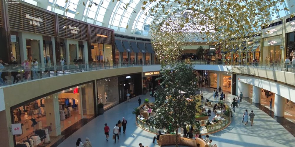 Shop & Dine at Dubai Hills Mall – A Modern Shopping Experience