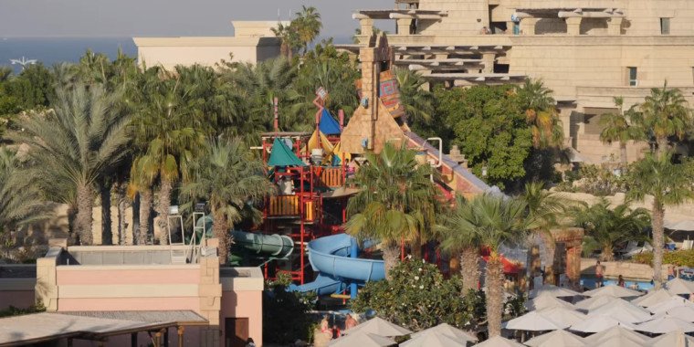 Aquaventure Waterpark Dubai 2025 – Splash into Adventure