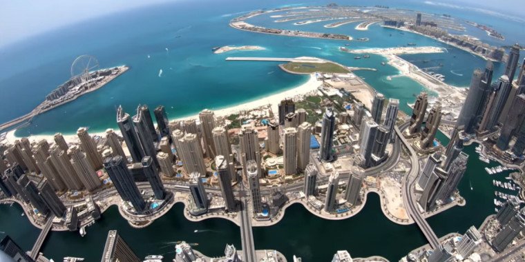 Gyrocopter Ride Over Dubai Marina