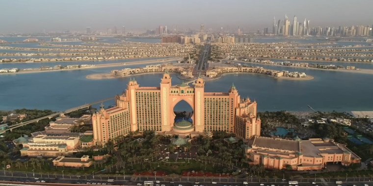 Palm Jumeirah – Dubai’s Iconic Island