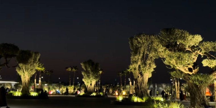 Square at Nad Al Sheba Gardens – A Nice Place to Relax